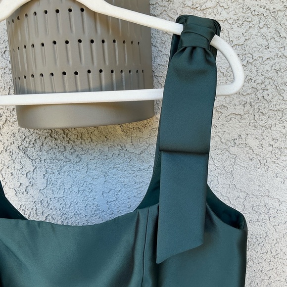 NWT Alfred Sung Winslet Satin Fit & Flare Maxi Dress Shoulder Bows Size 14 D868 - Picture 8 of 13